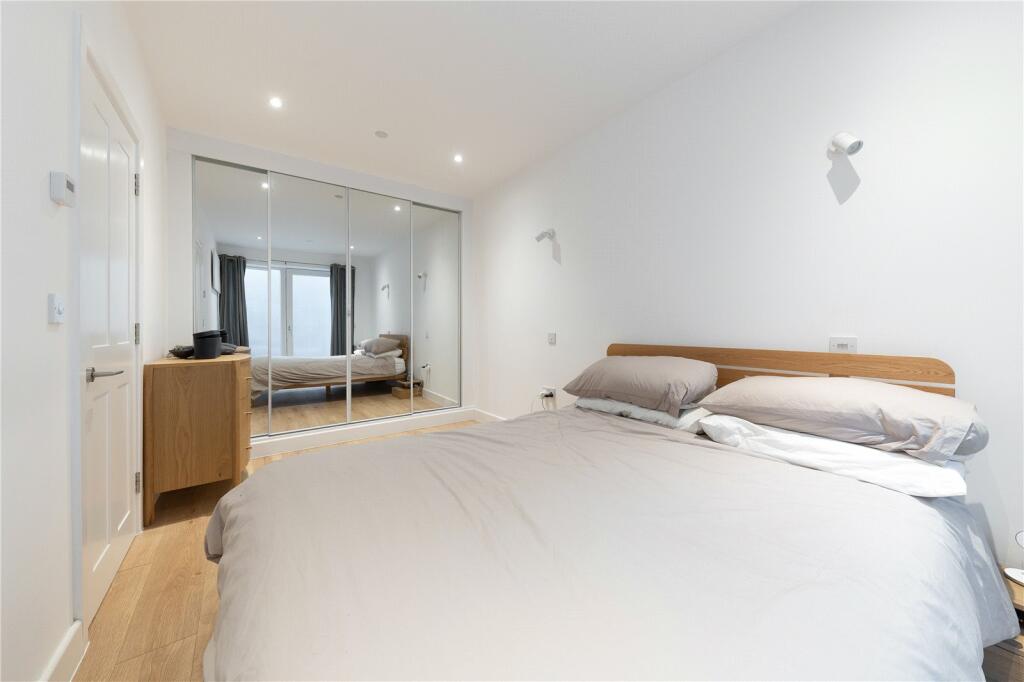 Additional property image - Barton Road, Cambridge, Cambridgeshire