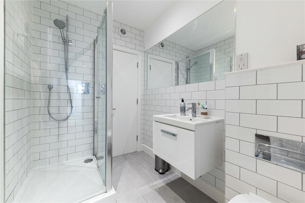 Additional property image - Barton Road, Cambridge, Cambridgeshire