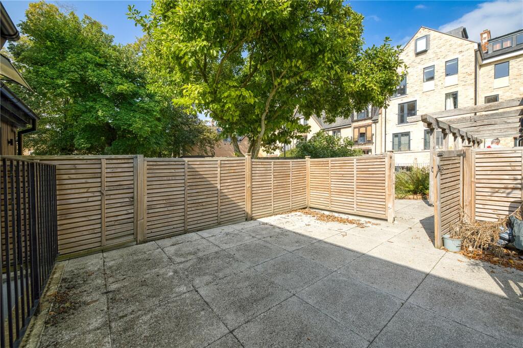 Additional property image - Barton Road, Cambridge, Cambridgeshire