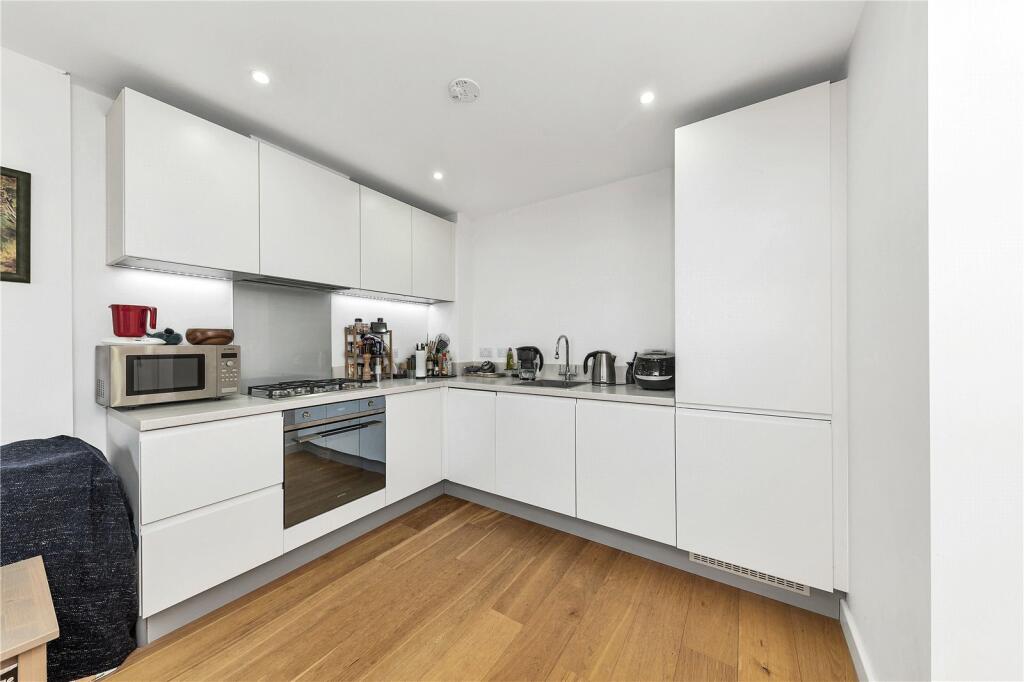 Additional property image - Glenalmond Avenue, Cambridge