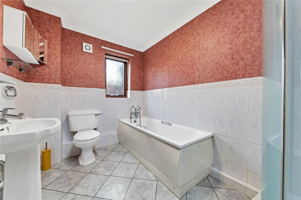 Additional property image - Wellington Close, Waterbeach, Cambridge, Cambridgeshire