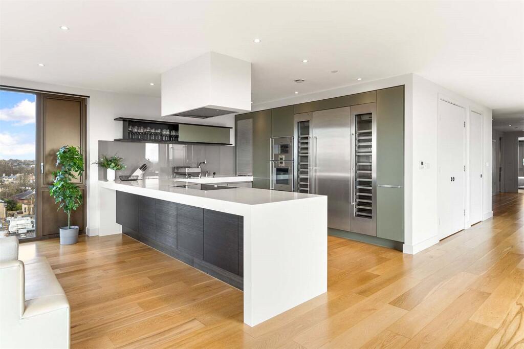 Additional property image - Parkside, Cambridge, Cambridgeshire
