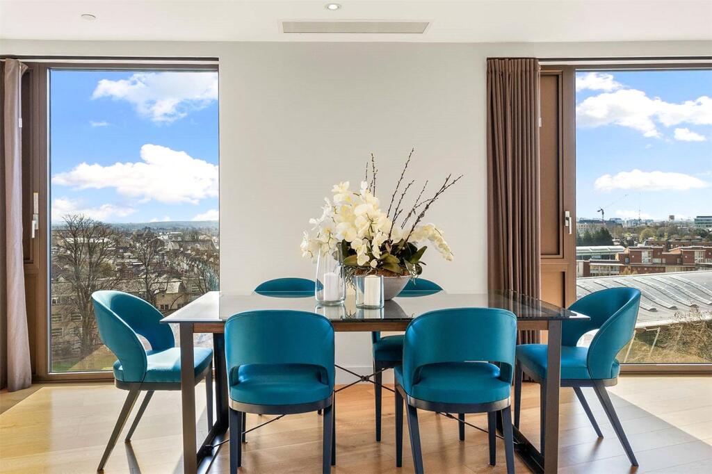 Additional property image - Parkside, Cambridge, Cambridgeshire