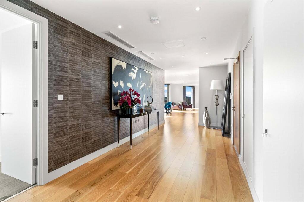 Additional property image - Parkside, Cambridge, Cambridgeshire