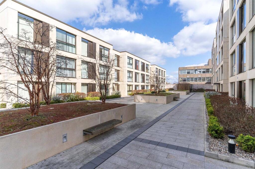 Additional property image - Parkside, Cambridge, Cambridgeshire