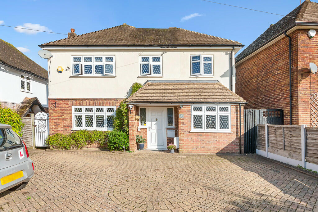 4 bedroom detached house for sale in Ashtead, KT21