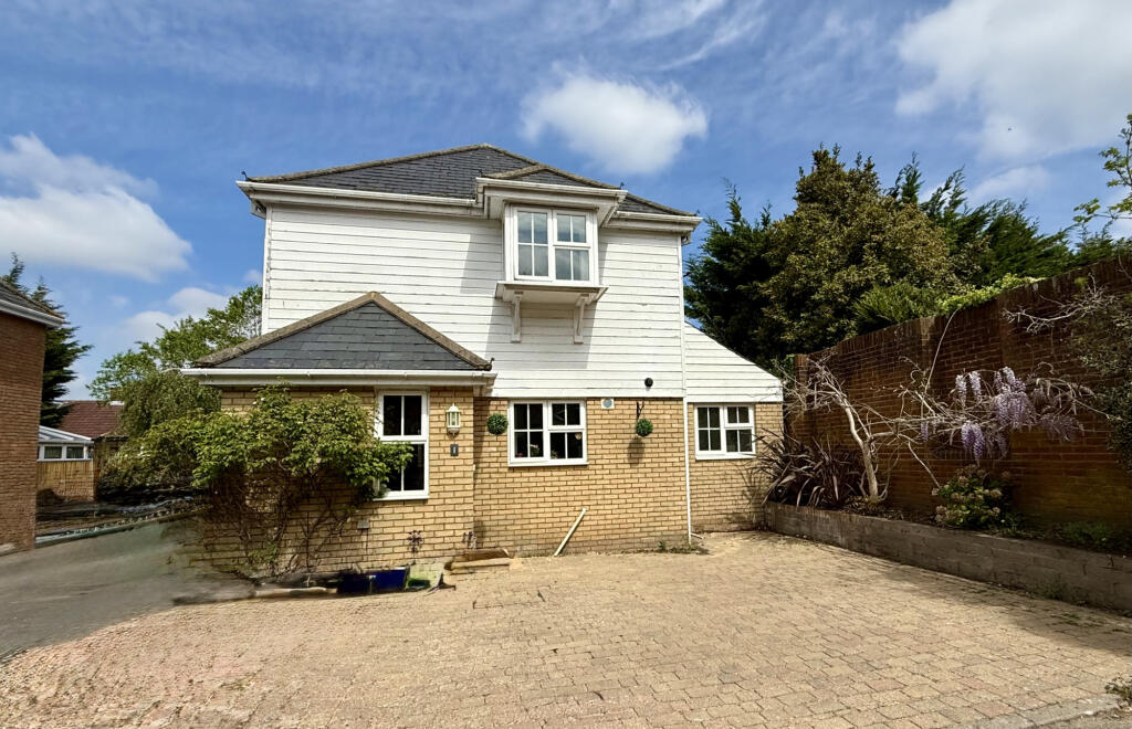 Main image of property: Langley Vale, Epsom