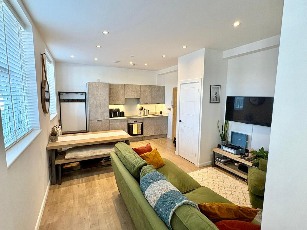 Main image of property: Wimbledon Chase