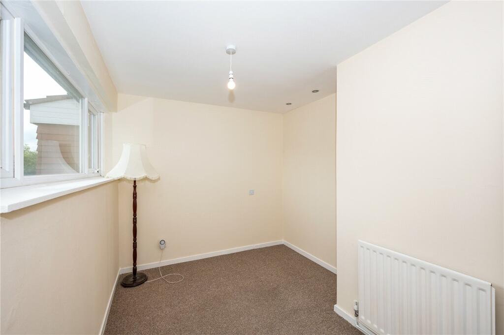 3 bedroom end of terrace house for sale in Fulbrook Close, Redditch