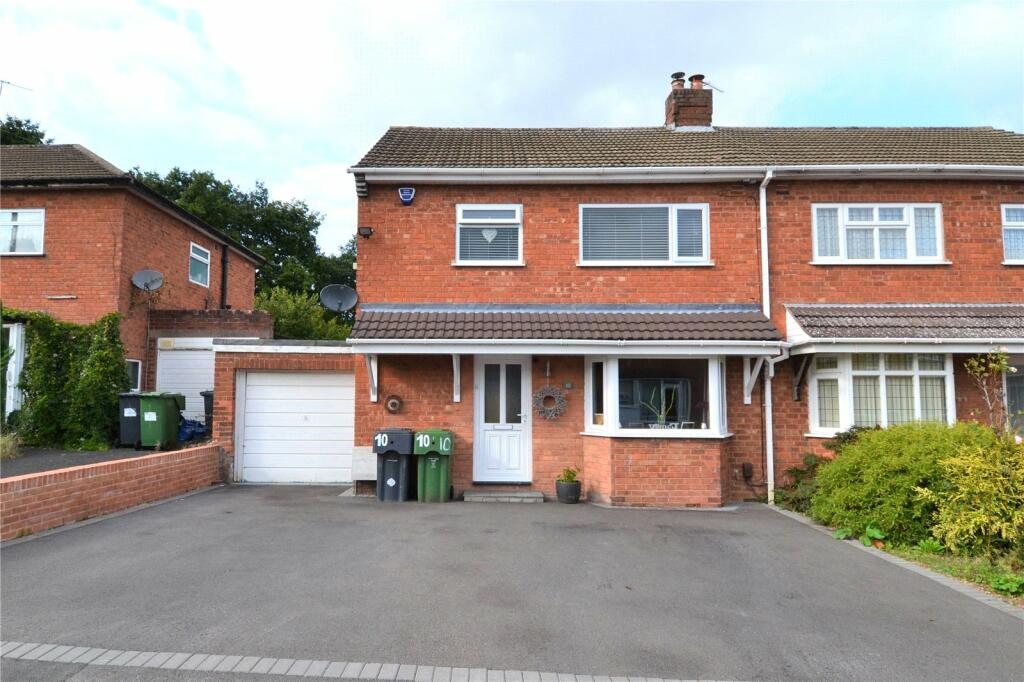 3 bedroom semidetached house for sale in Beeches Close, Rubery