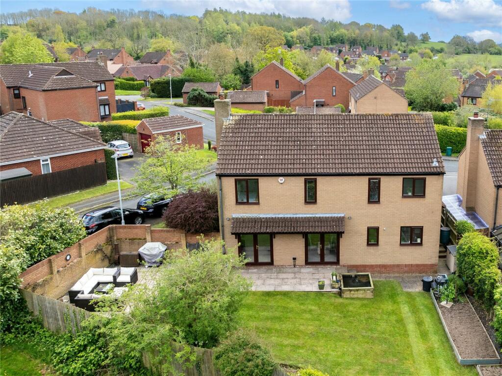 Additional property image - Brookfield Close, Hunt End, Redditch, Worcestershire, B97