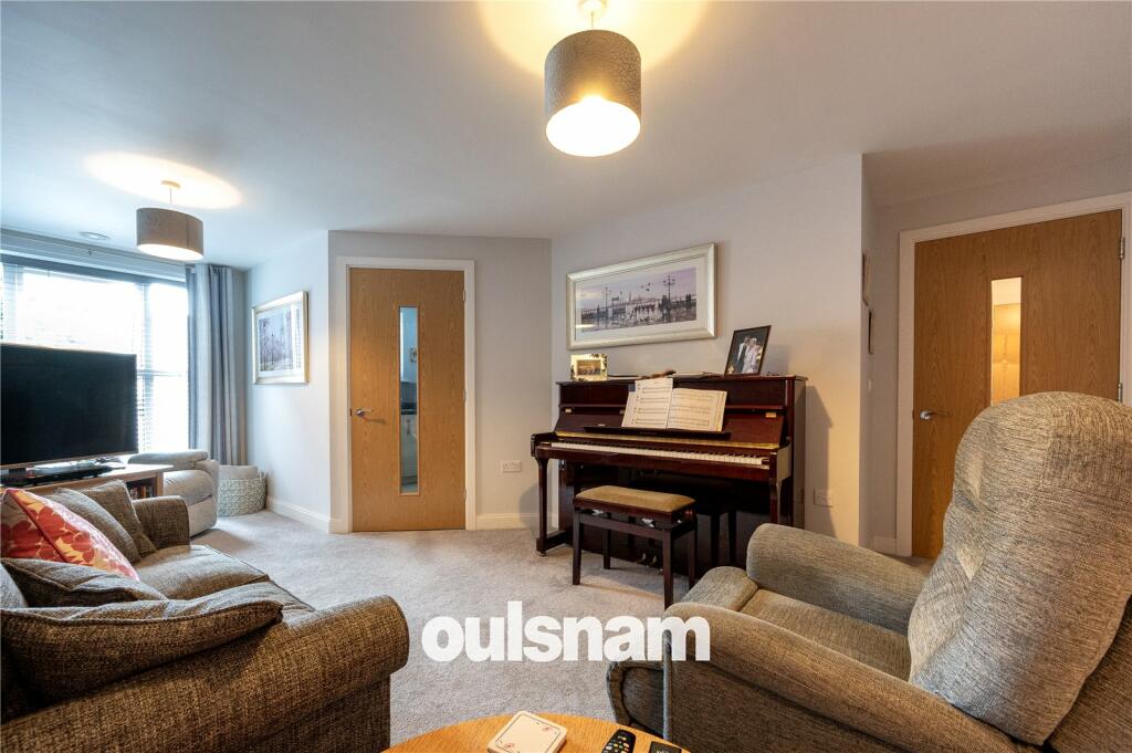 Additional property image - Clive Road, Redditch, Worcestershire, B97