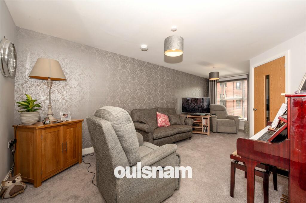 Additional property image - Clive Road, Redditch, Worcestershire, B97