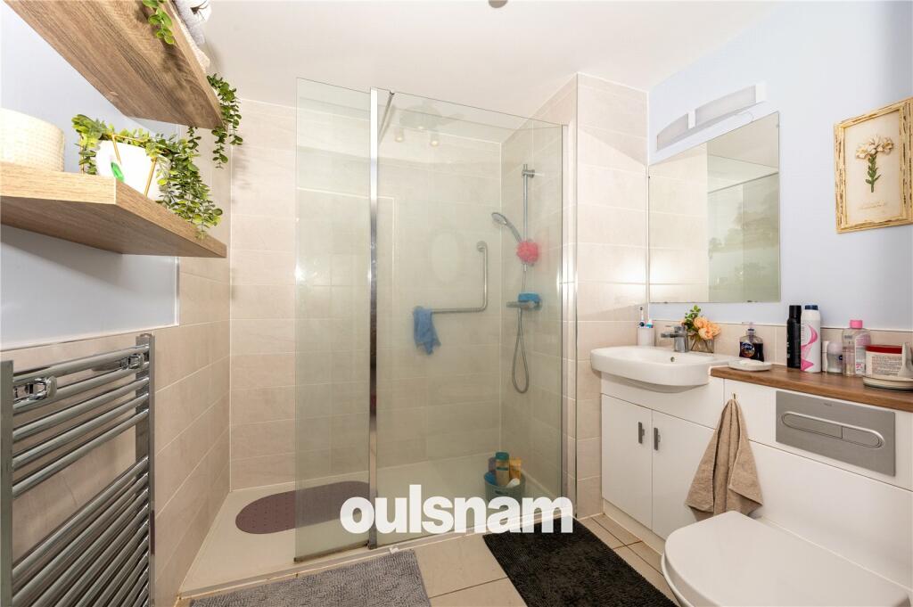 Additional property image - Clive Road, Redditch, Worcestershire, B97