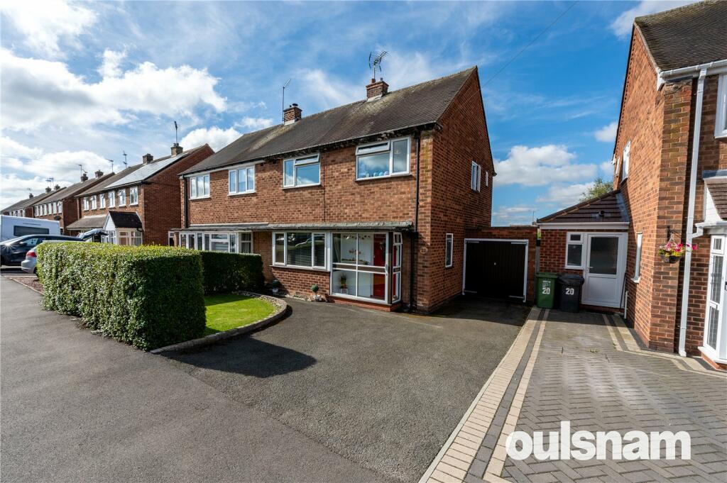 3 bedroom semidetached house for sale in Malvern Road Headless Cross