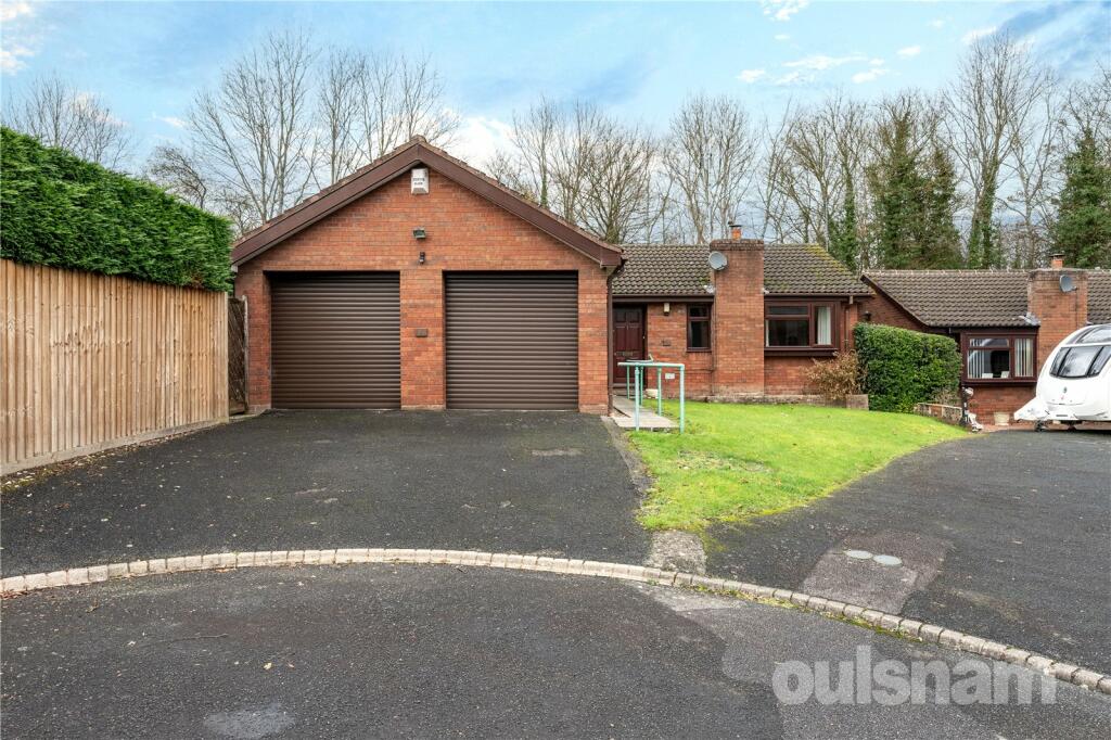Main image of property: Fairford Close, Church Hill North, Worcestershire, B98