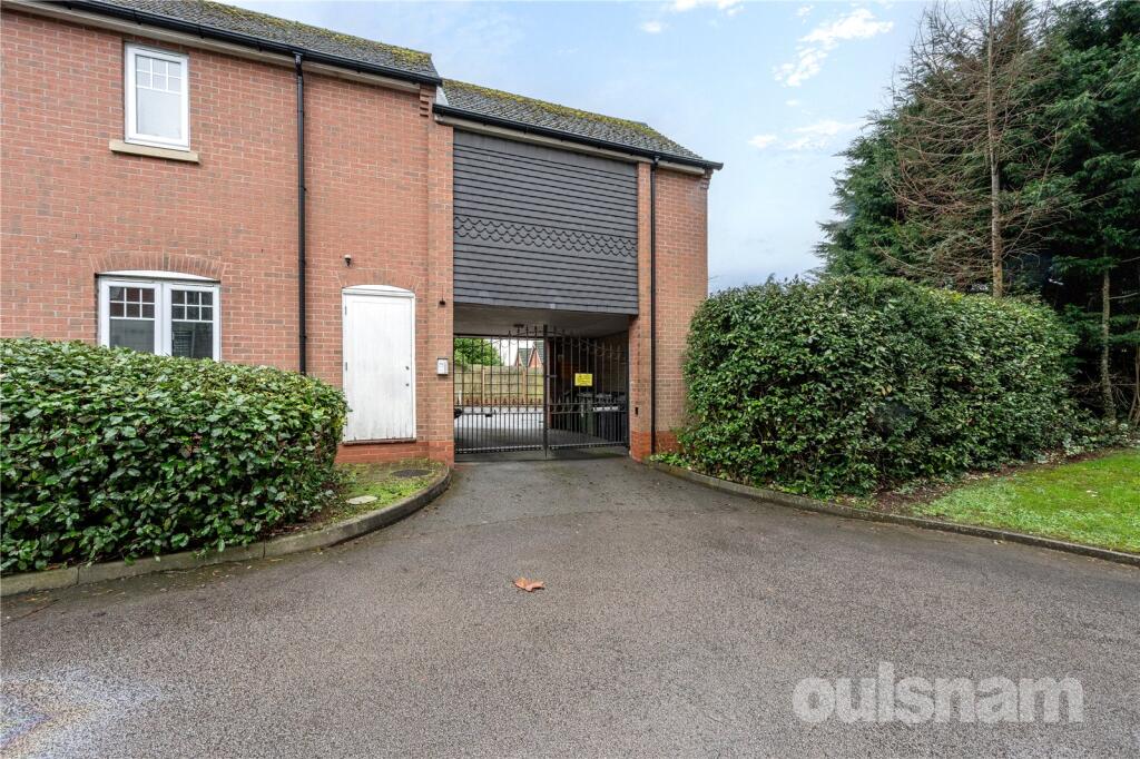 Additional property image - Evesham Road, Redditch, Worcestershire, B97