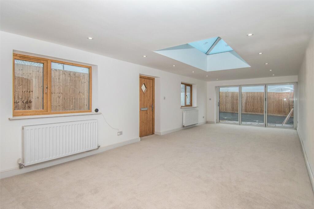 4 bedroom house for sale in Sharpway Gate, Stoke Prior, Bromsgrove