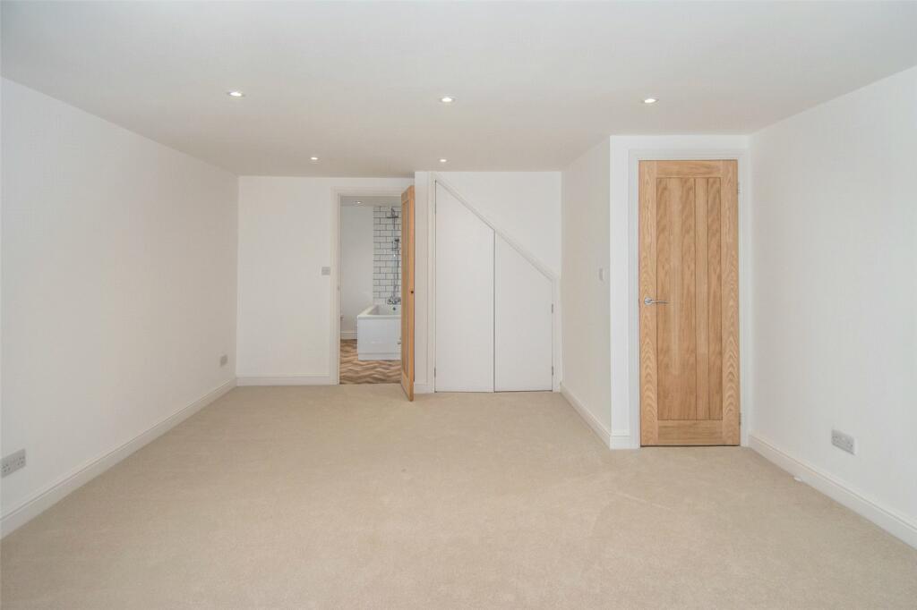 4 bedroom house for sale in Sharpway Gate, Stoke Prior, Bromsgrove