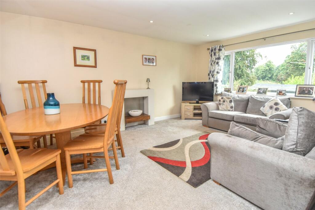 3 Bedroom Bungalow For Sale In Hewell Lane, Tardebigge, Bromsgrove, B60