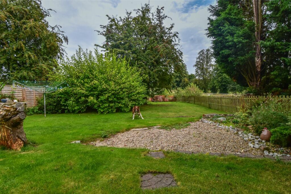 3 bedroom bungalow for sale in Hewell Lane, Tardebigge, Bromsgrove, B60