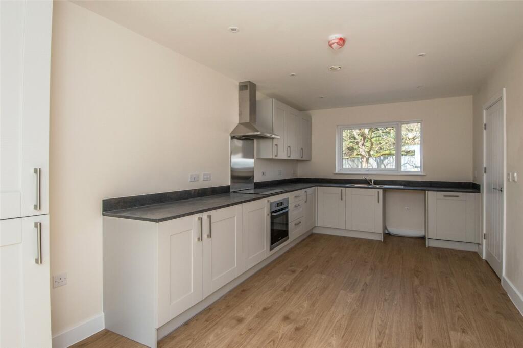 Additional property image - Burcot Close, Bromsgrove, B60