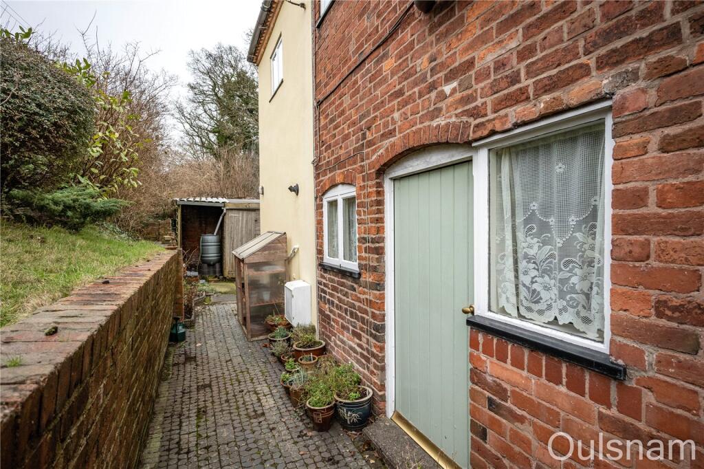 Additional property image - Stourbridge Road, Fairfield, Bromsgrove, Worcestershire, B61