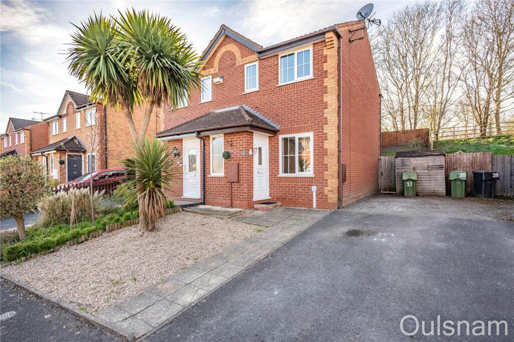 Main image of property: Knowesley Close, Bromsgrove, Worcestershire, B60