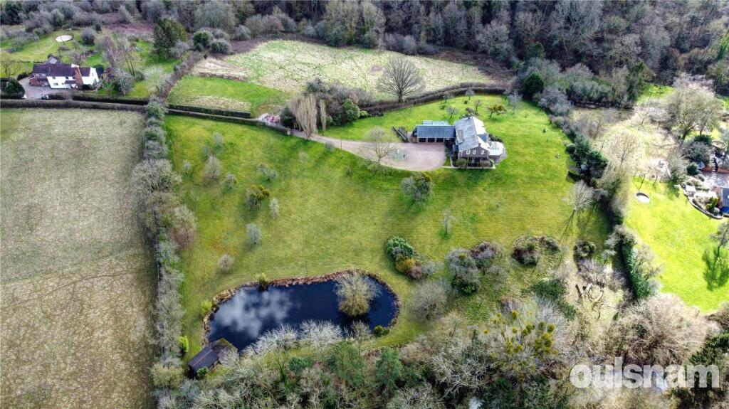 Main image of property: Whinfield Road, Dodford, Bromsgrove, Worcestershire, B61