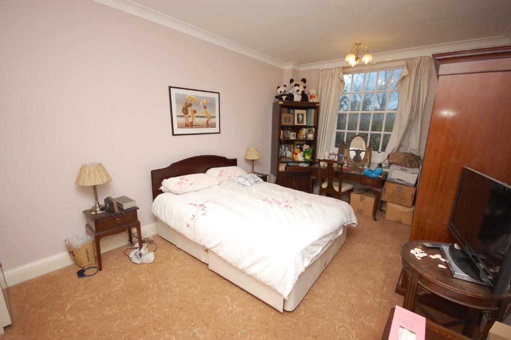 3 bedroom apartment for sale in Bath Road, Bournemouth, Dorset, BH1