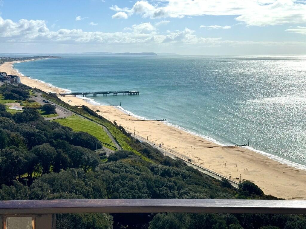 3 bedroom apartment for sale in Manor Road, Bournemouth, Dorset, BH1