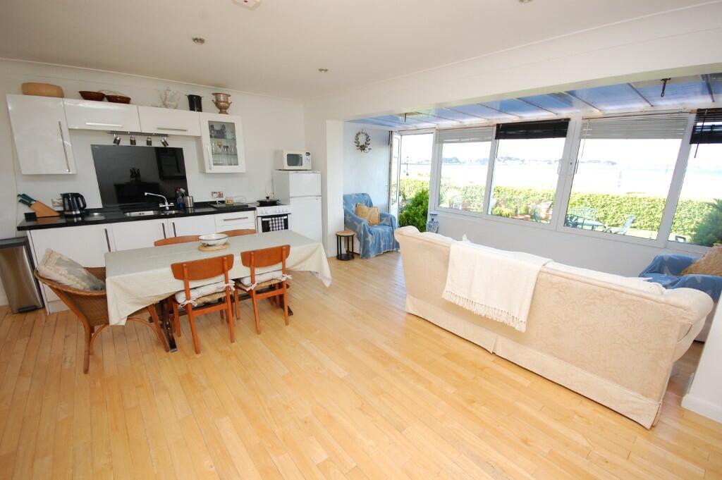 Additional property image - Chaddesley Glen, Poole, Dorset, BH13