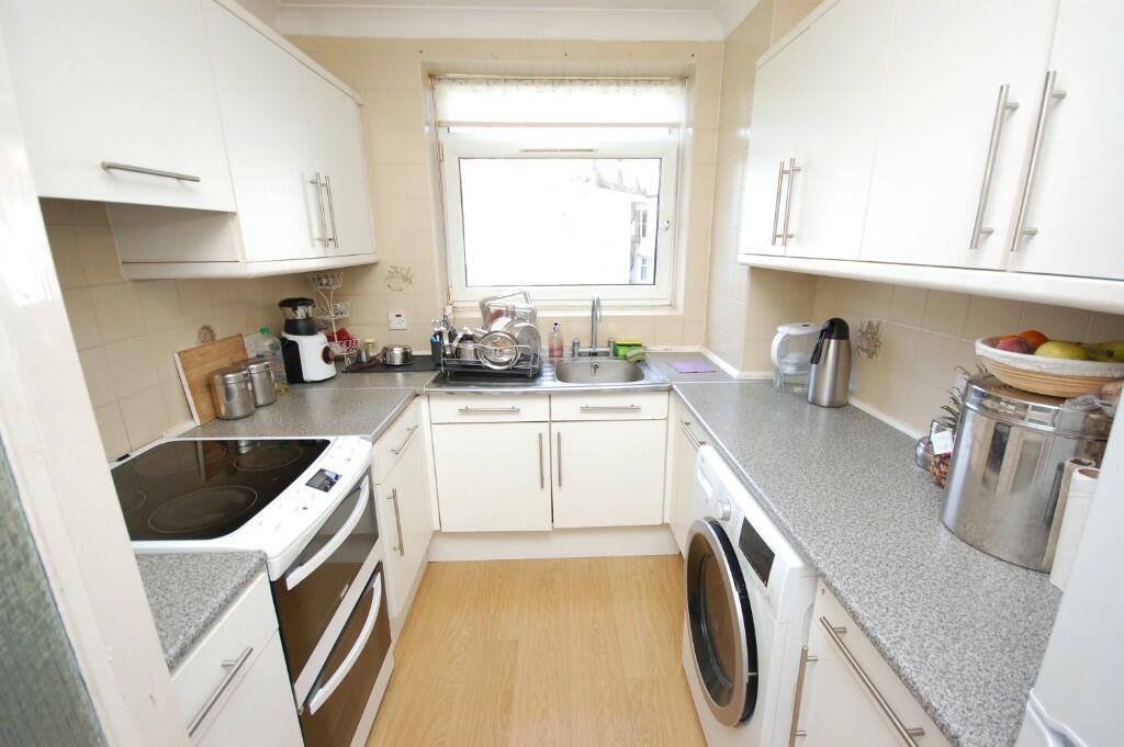 Additional property image - Russell Cotes Road, Bournemouth, Dorset, BH1