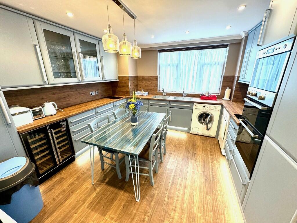 Additional property image - Manor Road, Bournemouth, Dorset, BH1