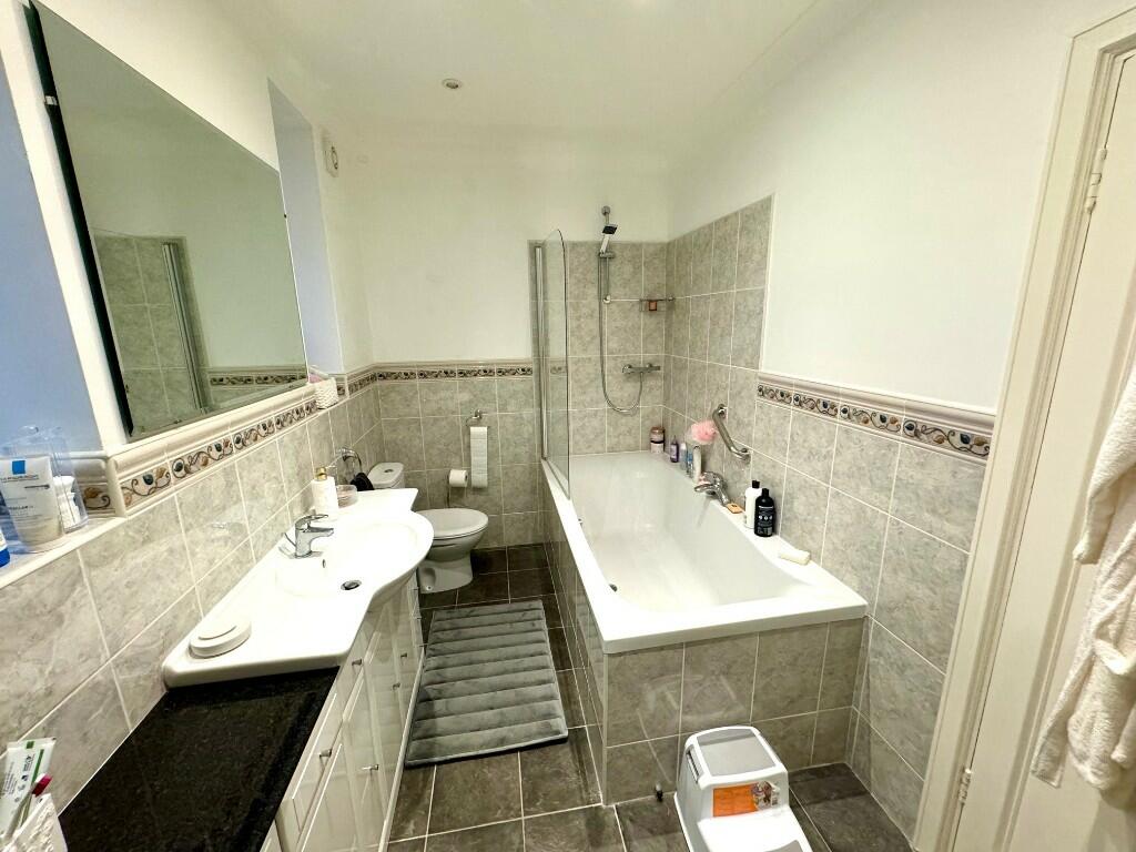 Additional property image - Bath Road, Bournemouth, Dorset, BH1