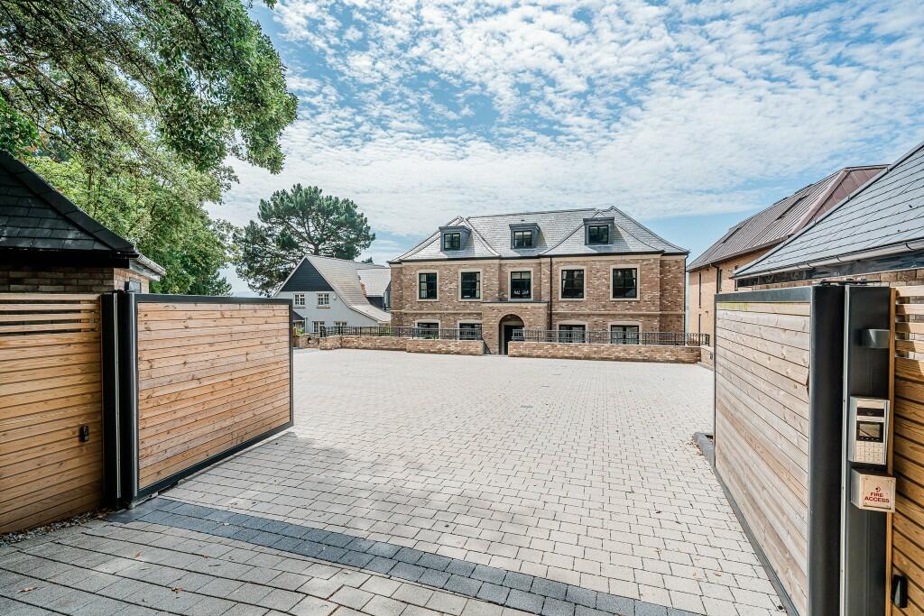Additional property image - Sandbanks Road, Poole, Dorset, BH14