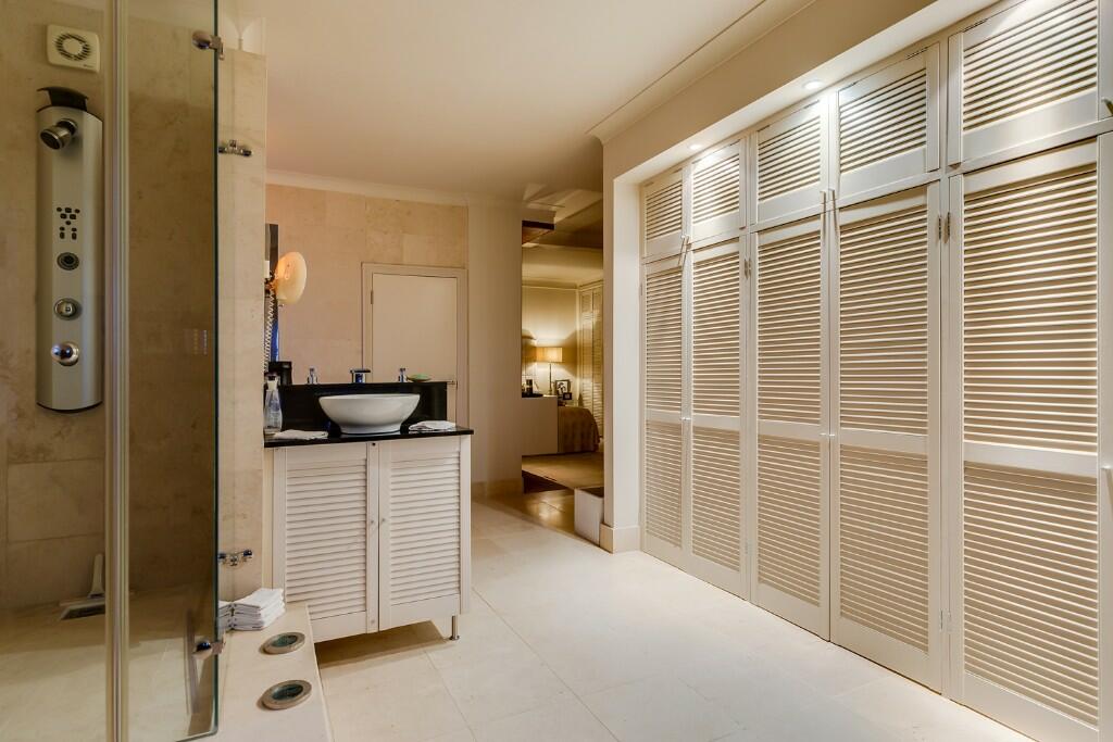 Additional property image - Bath Road, Bournemouth, Dorset, BH1