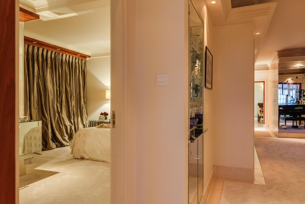 Additional property image - Bath Road, Bournemouth, Dorset, BH1