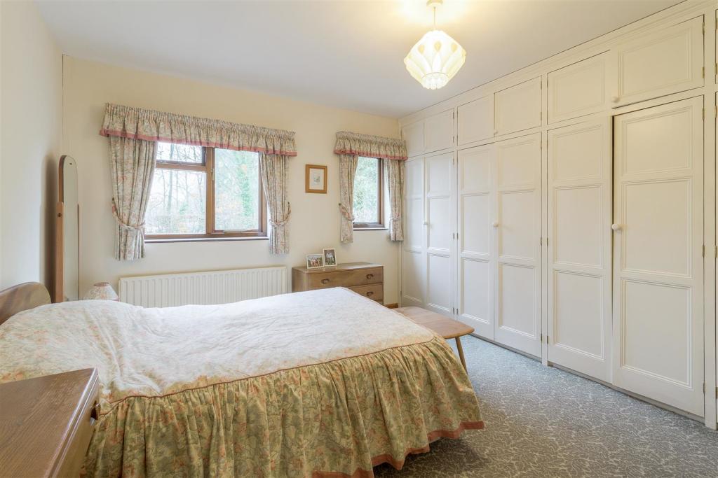 5 bedroom detached house for sale in Ashby Road, Tamworth, B79