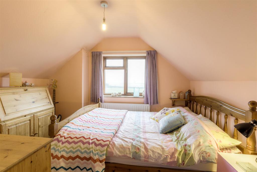 5 bedroom detached house for sale in Ashby Road, Tamworth, B79