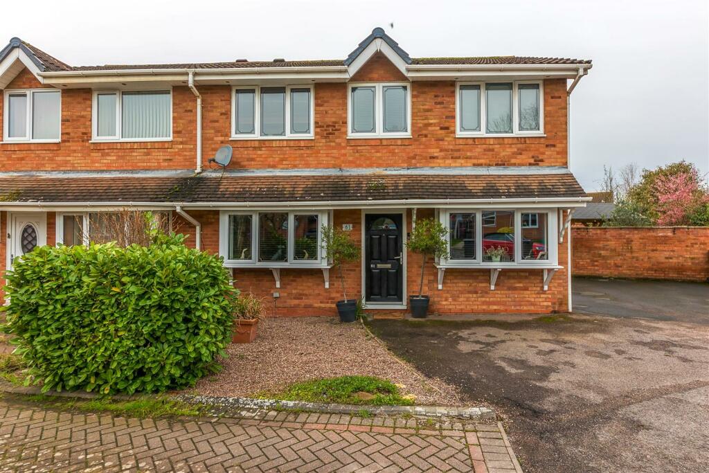 4 bedroom semidetached house for sale in Sorrel Drive, Kingsbury, B78