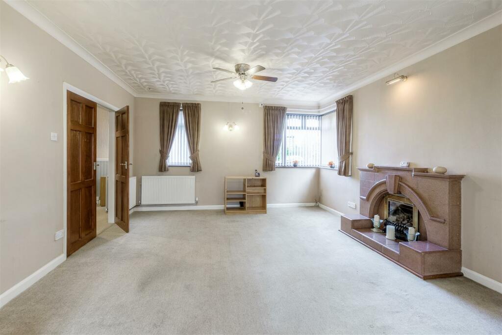 Additional property image - Dordon Road, Dordon, B78