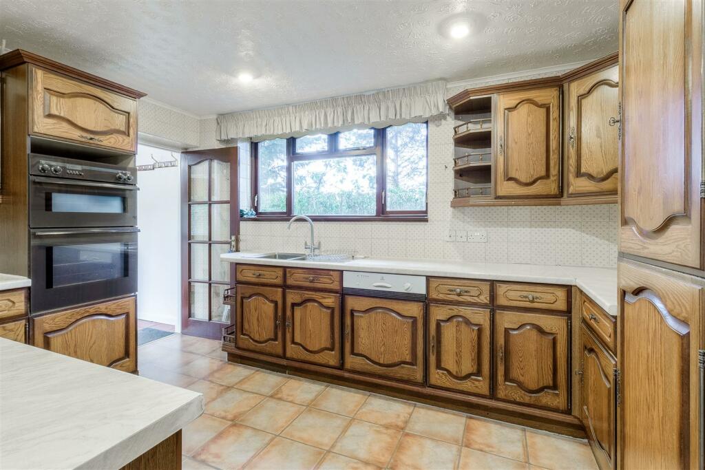 Additional property image - Dordon Road, Dordon, B78