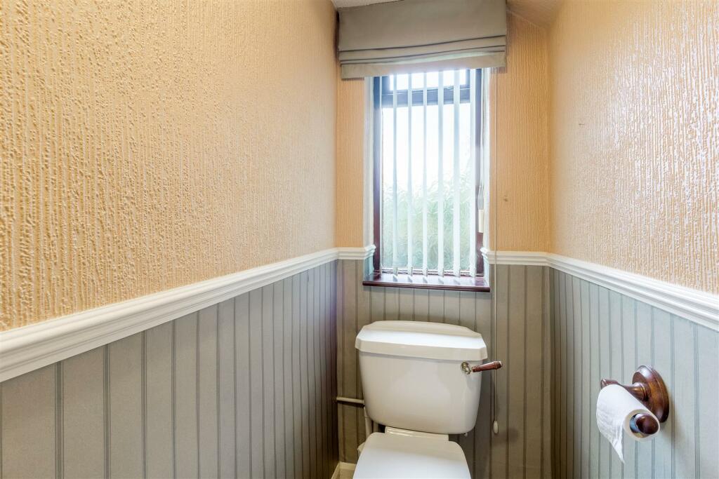 Additional property image - Dordon Road, Dordon, B78