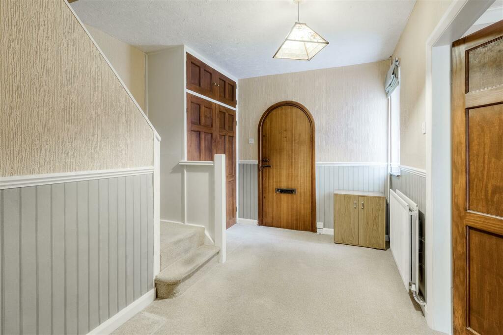 Additional property image - Dordon Road, Dordon, B78