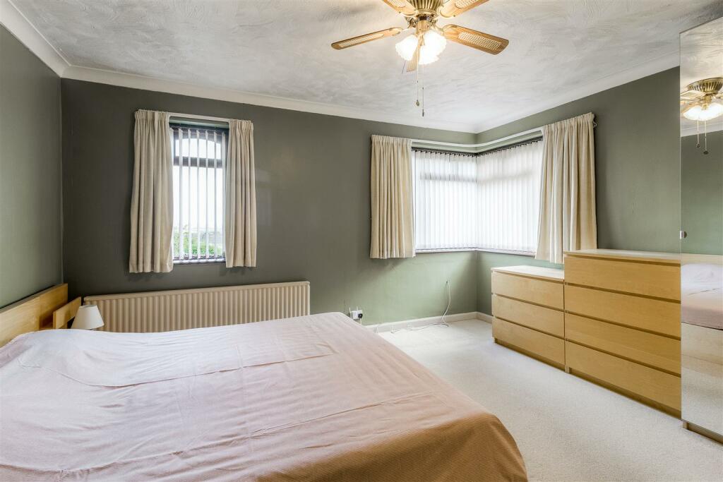 Additional property image - Dordon Road, Dordon, B78