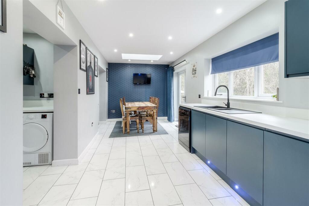 Additional property image - St. Nicholas Estate, Baddesley Ensor, CV9
