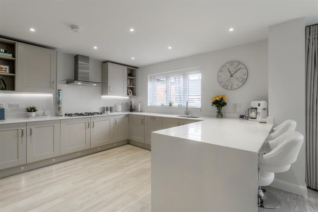Additional property image - Wilson Close, Newton Regis, B79