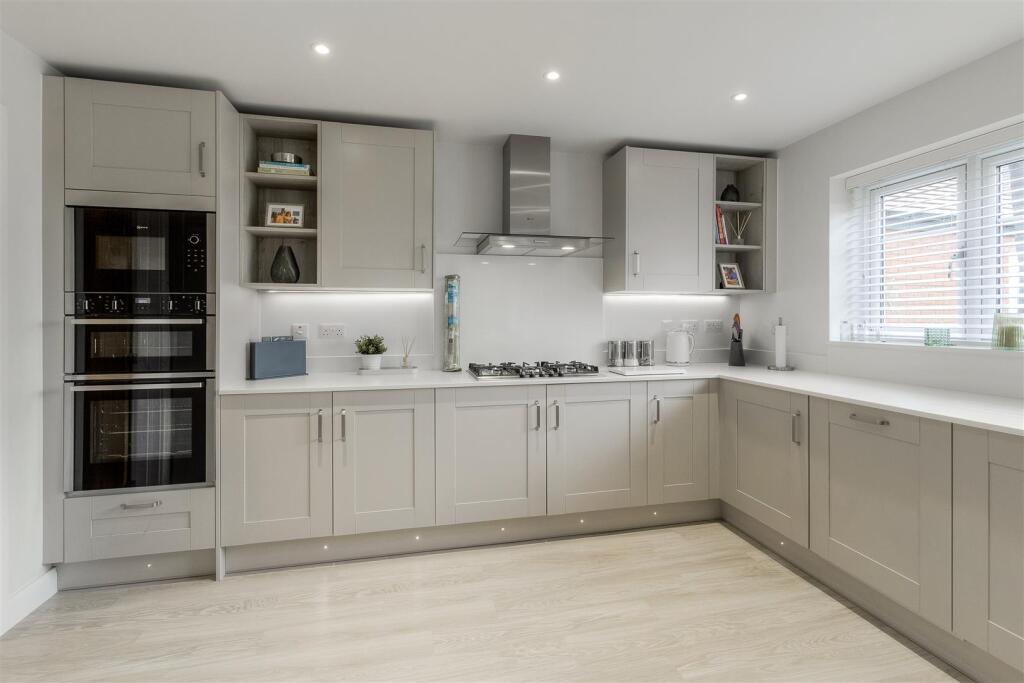 Additional property image - Wilson Close, Newton Regis, B79