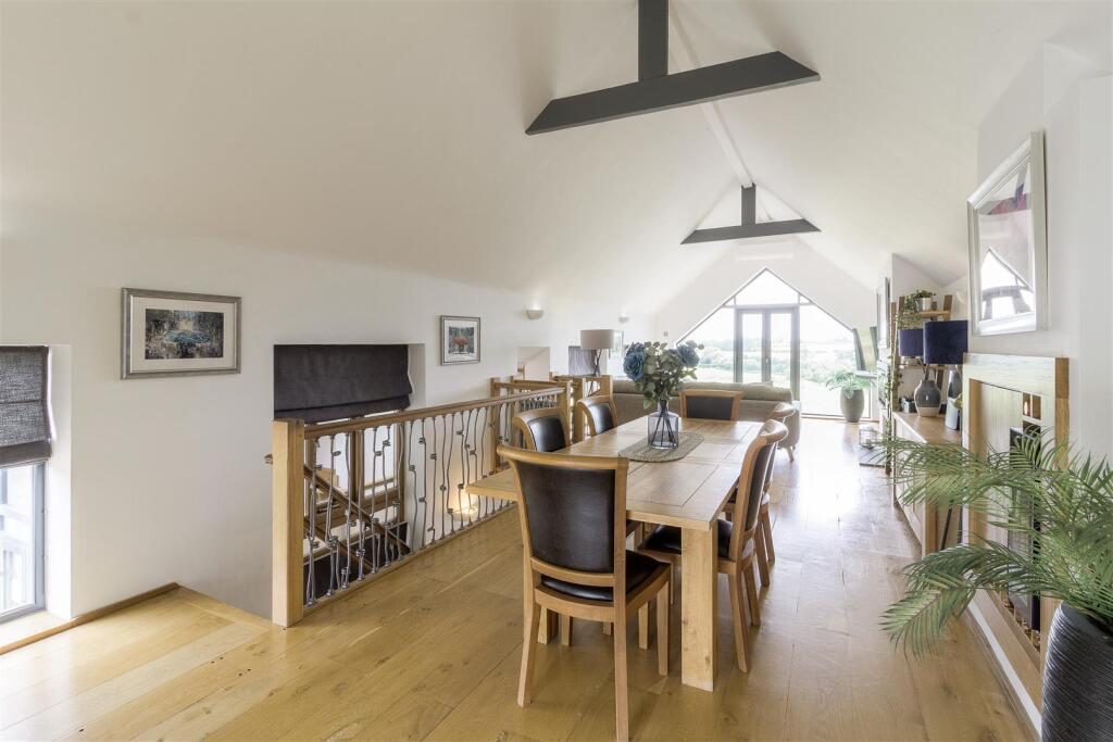 Additional property image - Hall Lane, Odstone, CV13